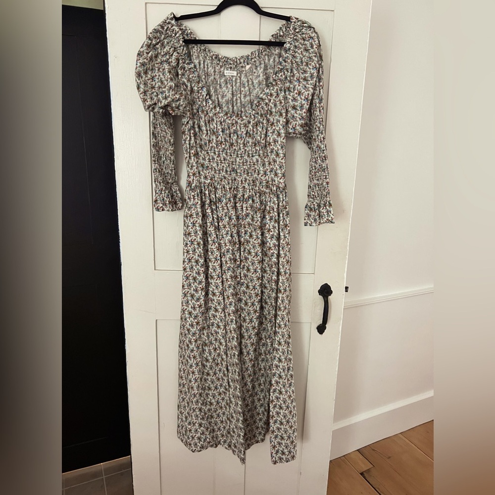 Doen Meribel Dress in Creme Fleurs D’Avignon